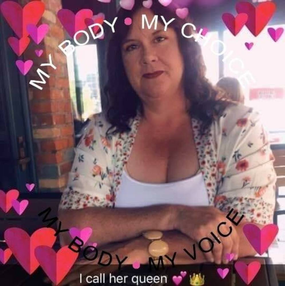 Meet your Posher, Brenda